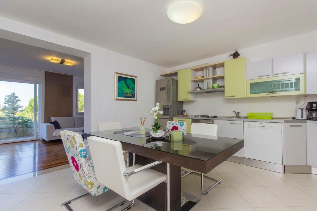 Consuela Apartment Brodarica  Zewnętrze zdjęcie