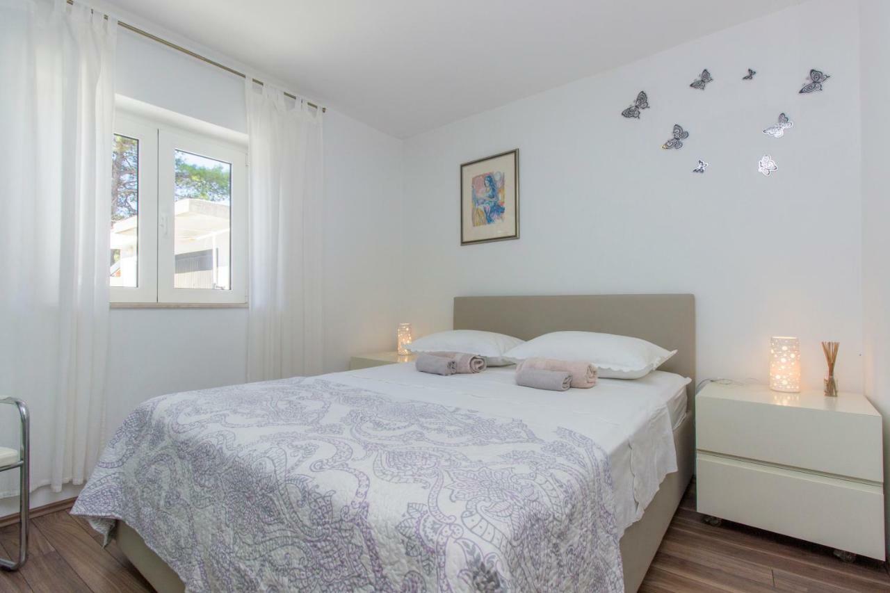 Consuela Apartment Brodarica  Zewnętrze zdjęcie