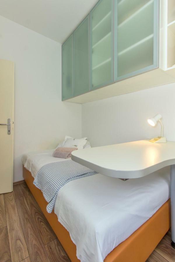 Consuela Apartment Brodarica  Zewnętrze zdjęcie