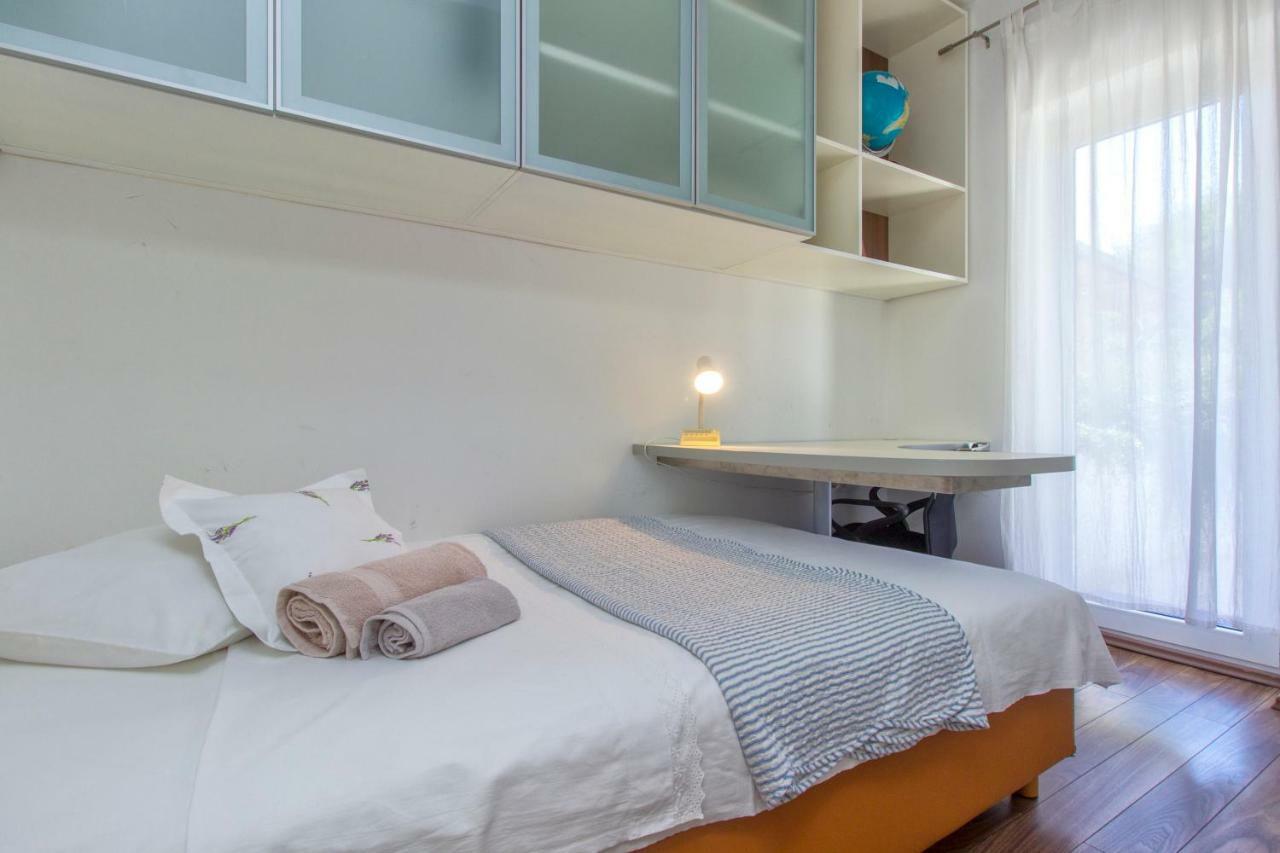 Consuela Apartment Brodarica  Zewnętrze zdjęcie